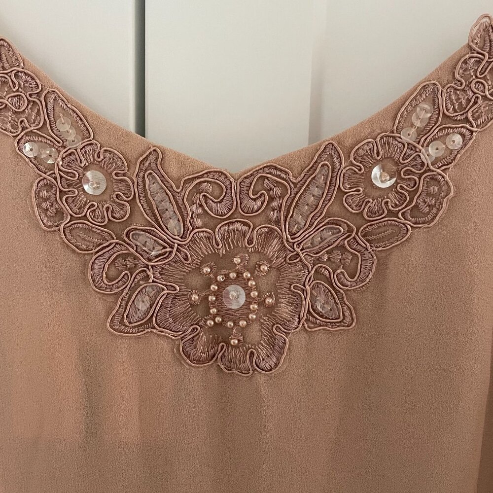 Sleeveless Spaghetti Strap Flowing Maxi Dress - Picture 2 of 3